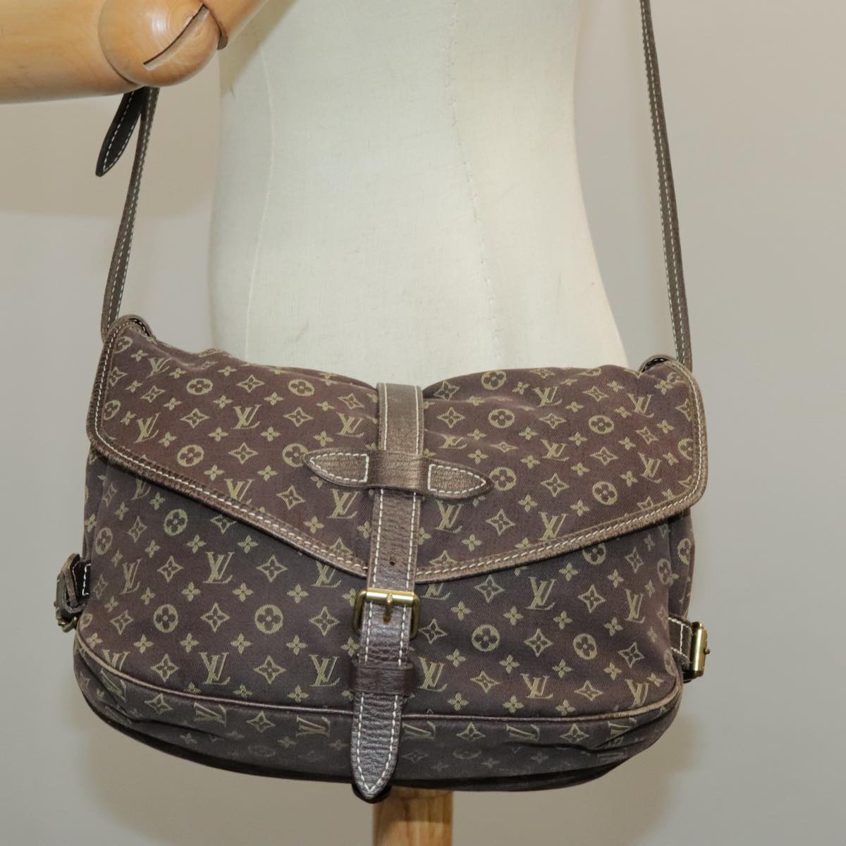 LOUIS VUITTON Monogram Mini Lin Saumur PM Bag Brown Ebene M95227 LV Auth ar12898