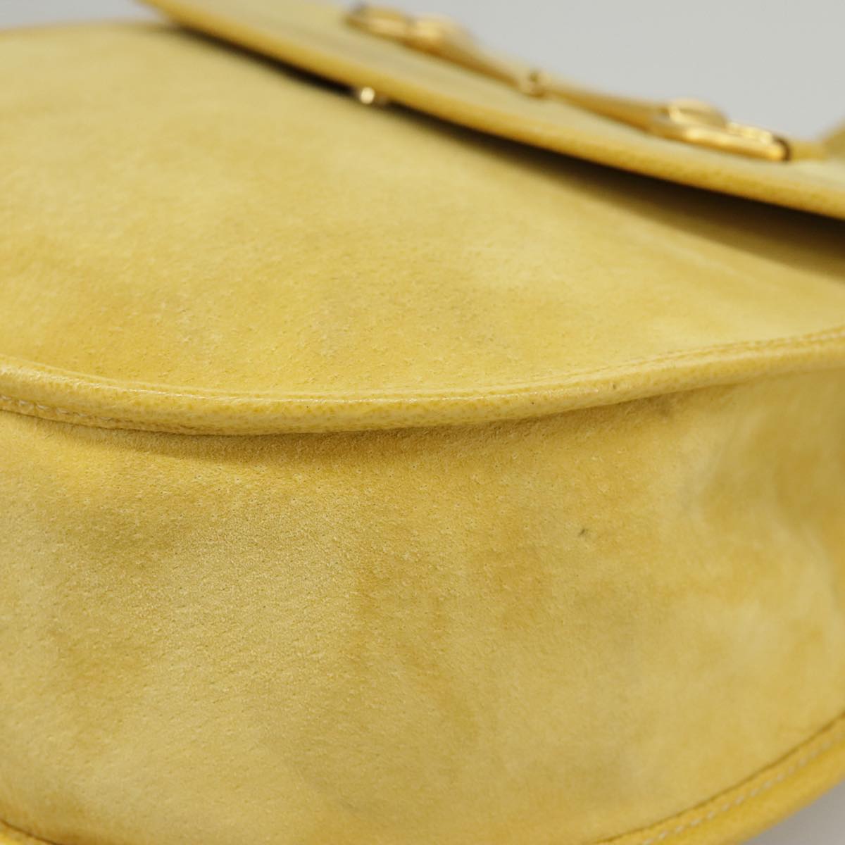 GUCCI Shoulder Bag Suede Leather Yellow Gold 003-2113-0034 Auth ar12947