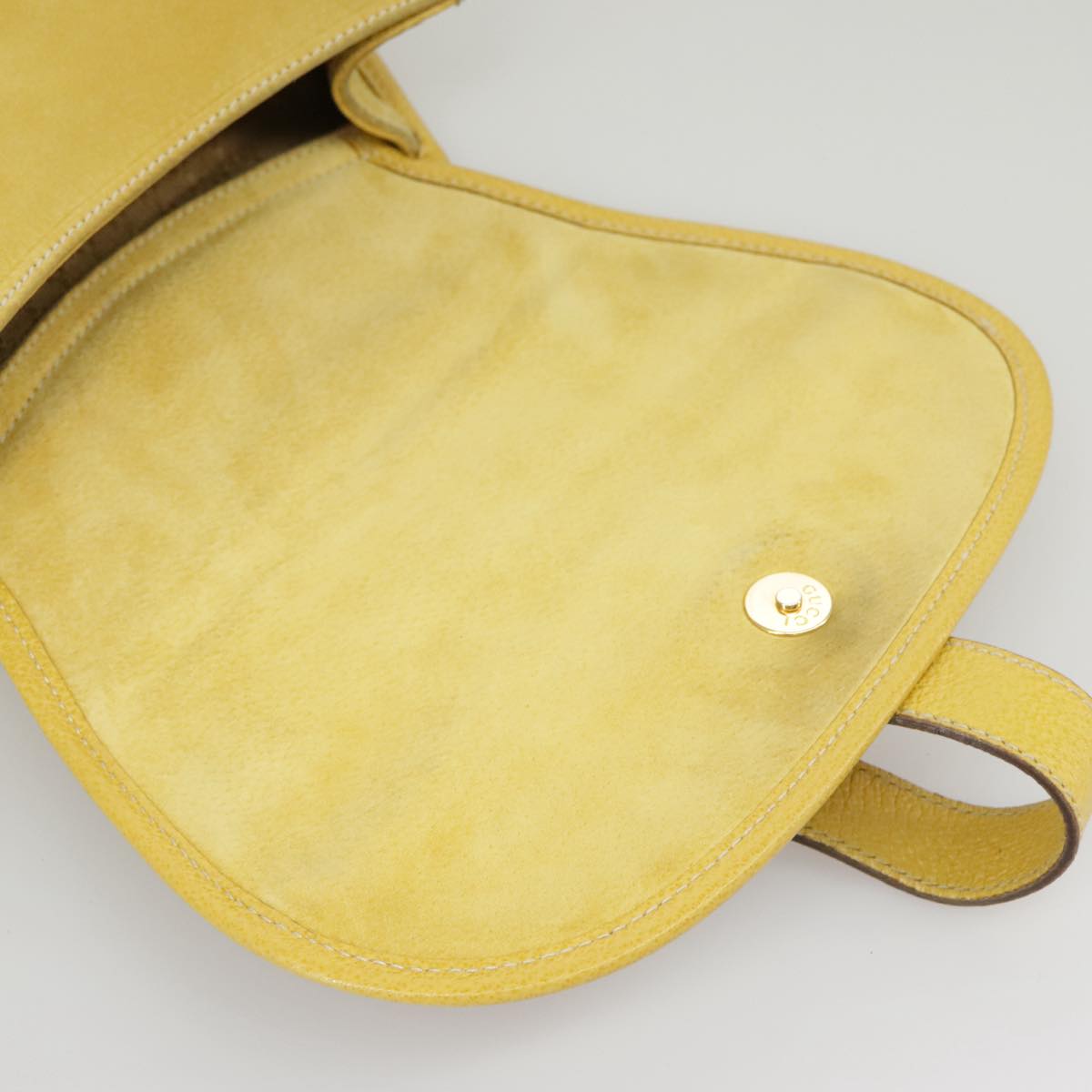 GUCCI Shoulder Bag Suede Leather Yellow Gold 003-2113-0034 Auth ar12947