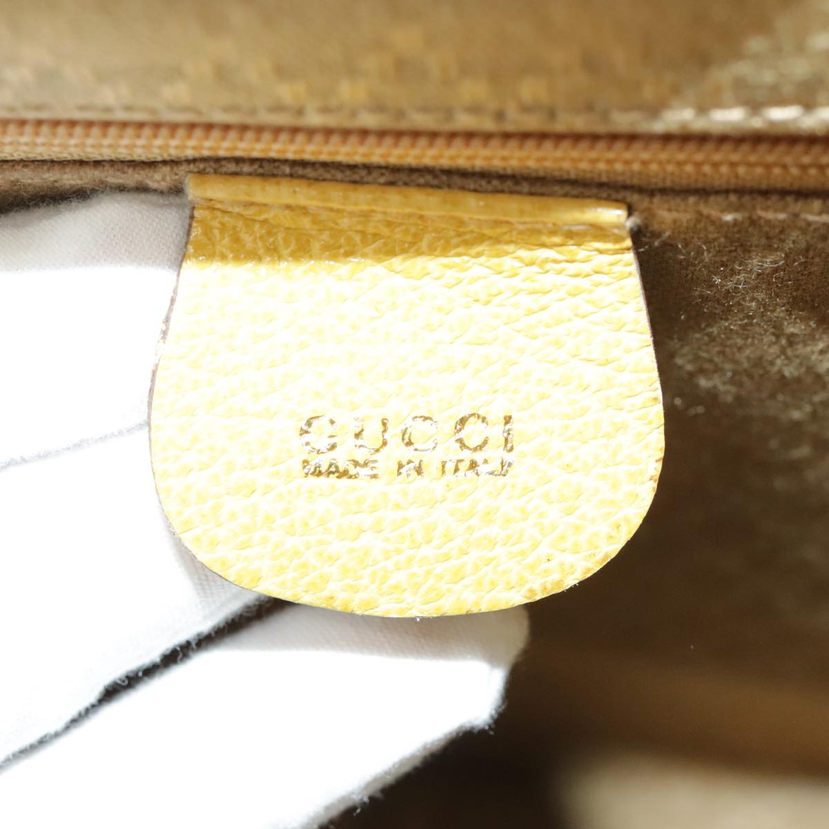 GUCCI Shoulder Bag Suede Leather Yellow Gold 003-2113-0034 Auth ar12947