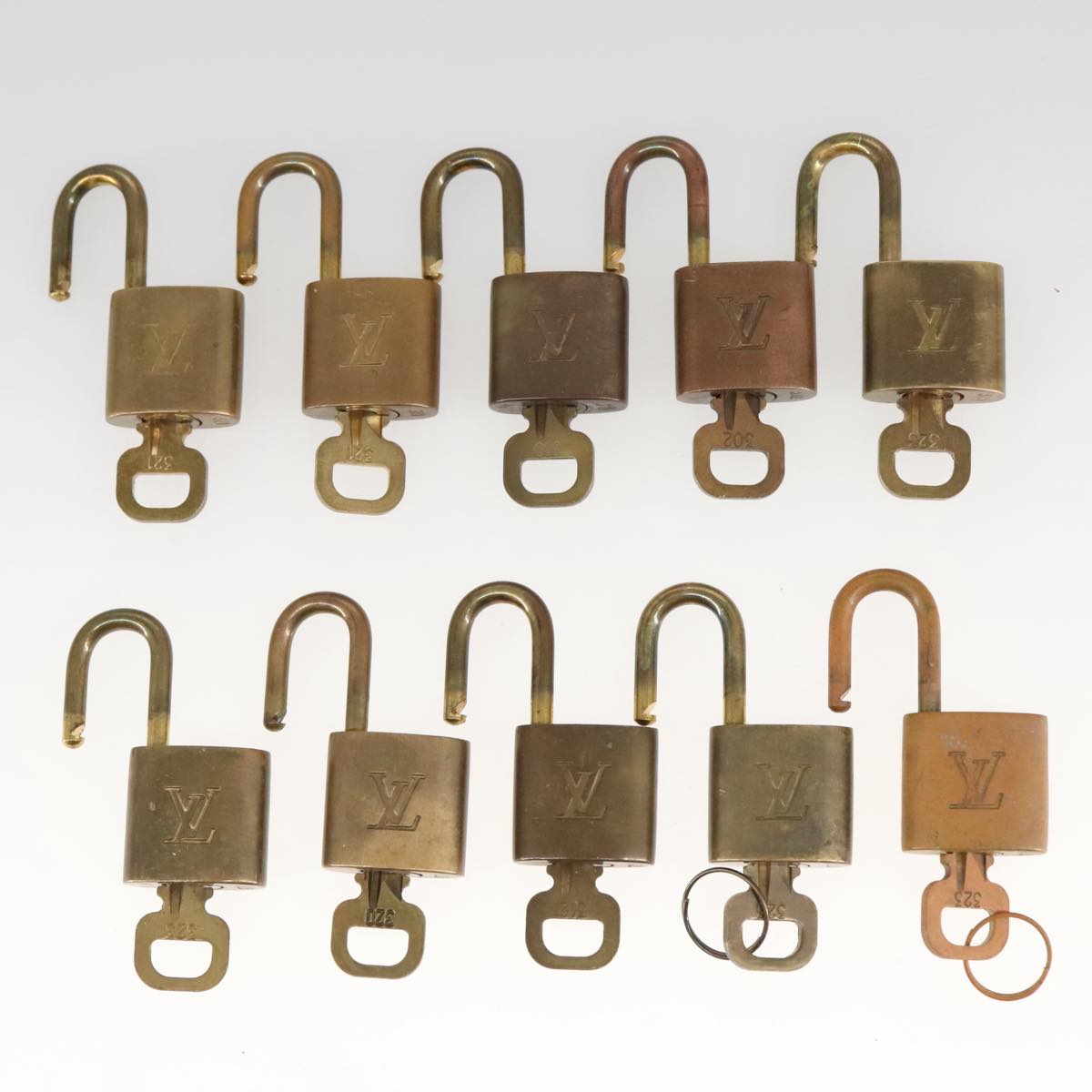 LOUIS VUITTON Padlock 10set metal Gold Tone LV Auth ar12970