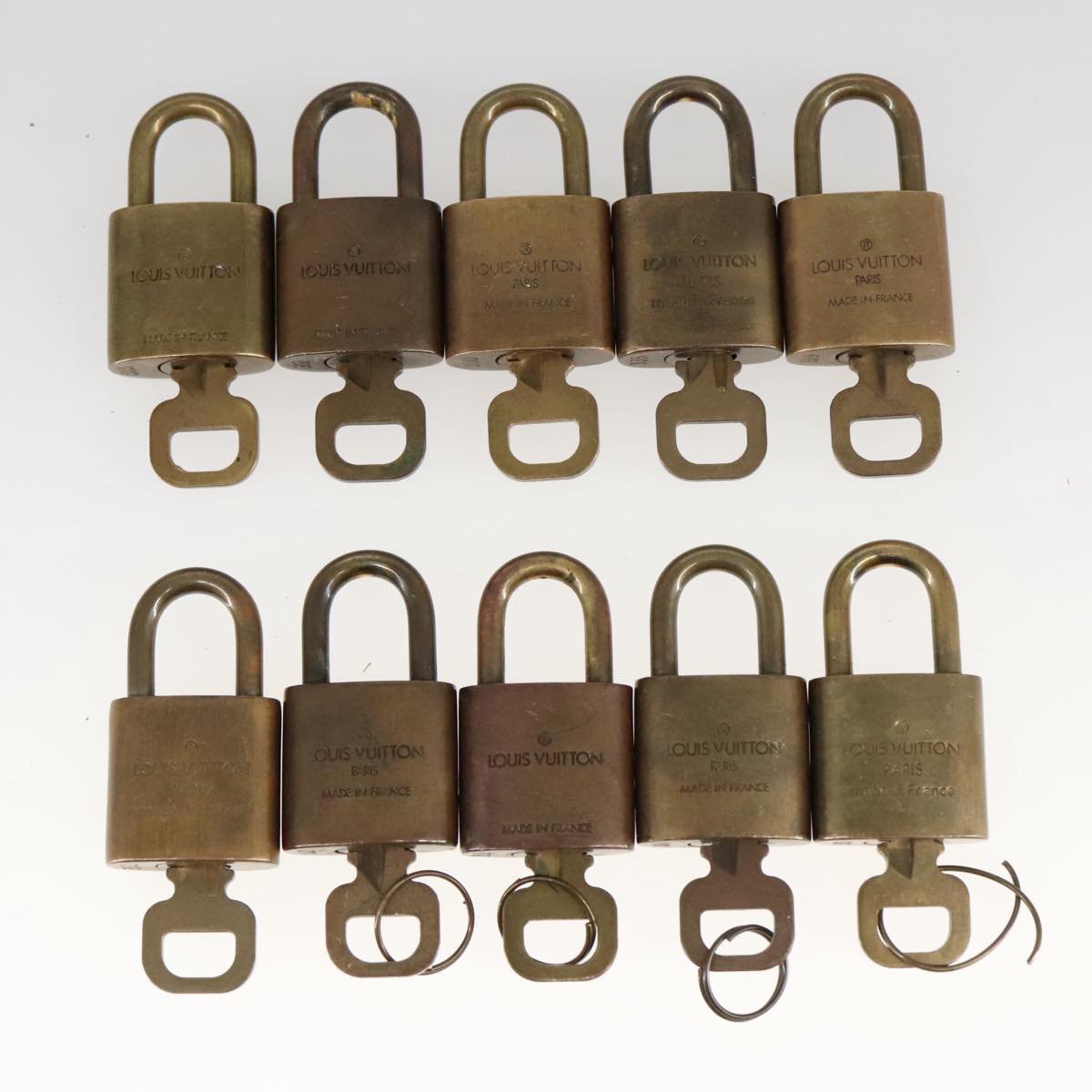 LOUIS VUITTON Padlock 10set metal Gold Tone LV Auth ar12972