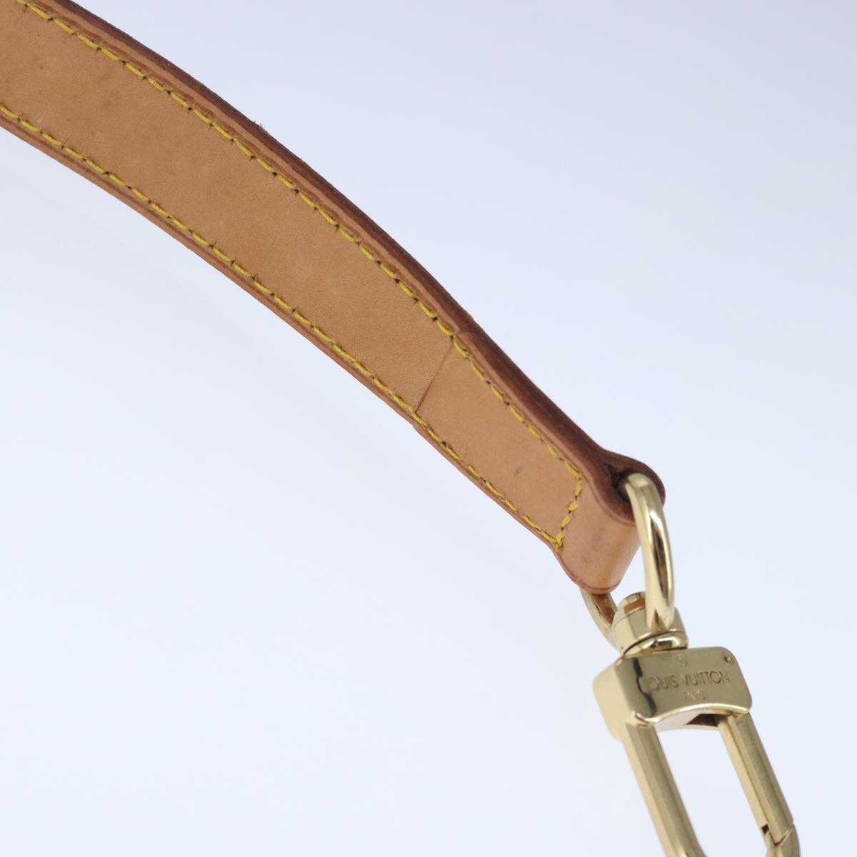 LOUIS VUITTON Adjustable Shoulder Strap Leather 28.7""-38.6"" Beige Auth ar12976