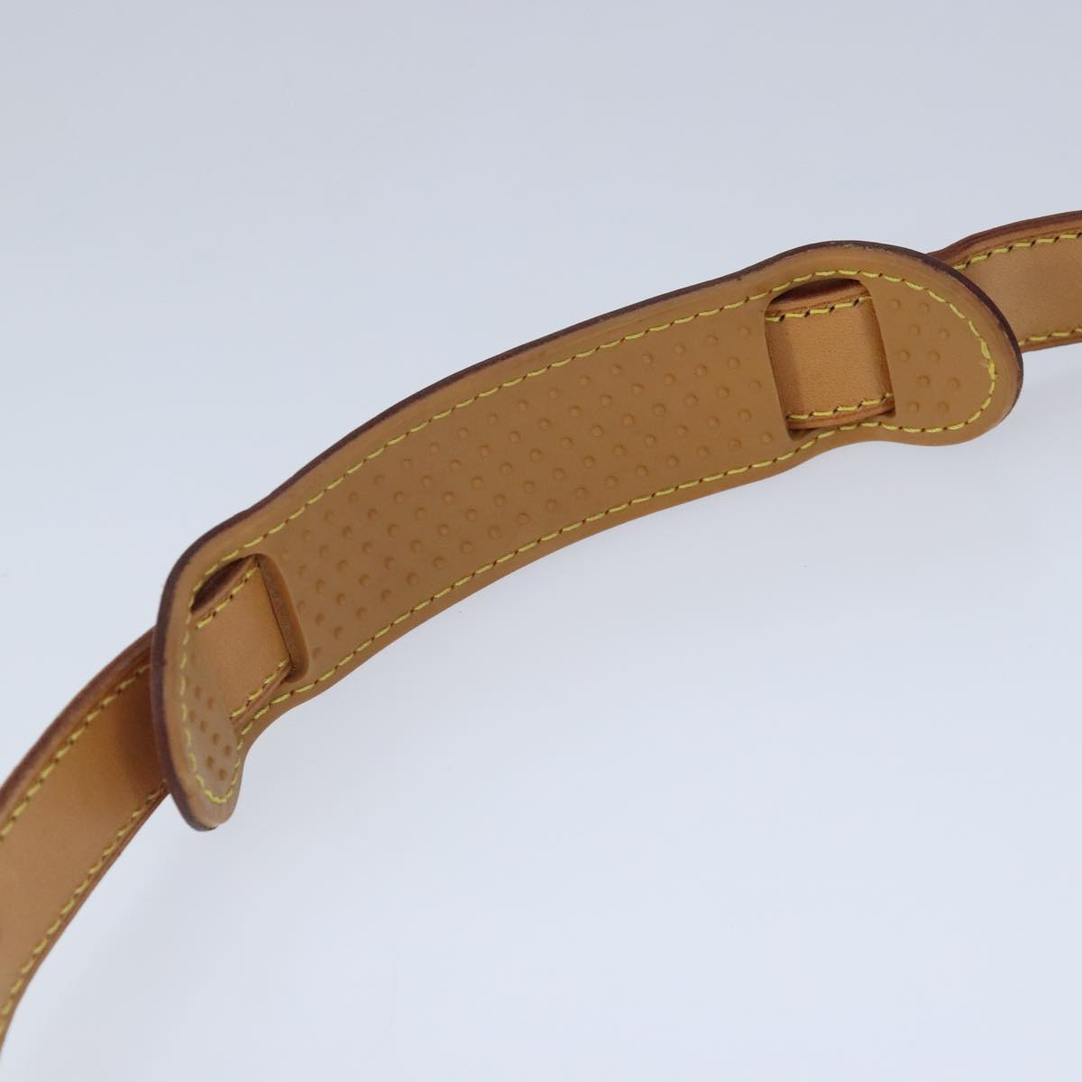 LOUIS VUITTON Adjustable Shoulder Strap Leather 35.4""-42.9"" Beige Auth ar12977