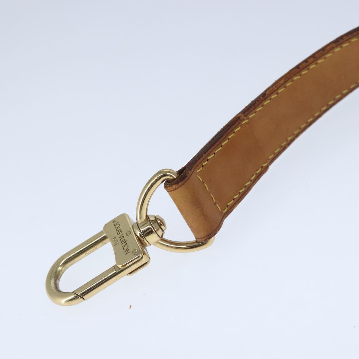 LOUIS VUITTON Adjustable Shoulder Strap Leather 35.4""-43.3"" Beige Auth ar12979