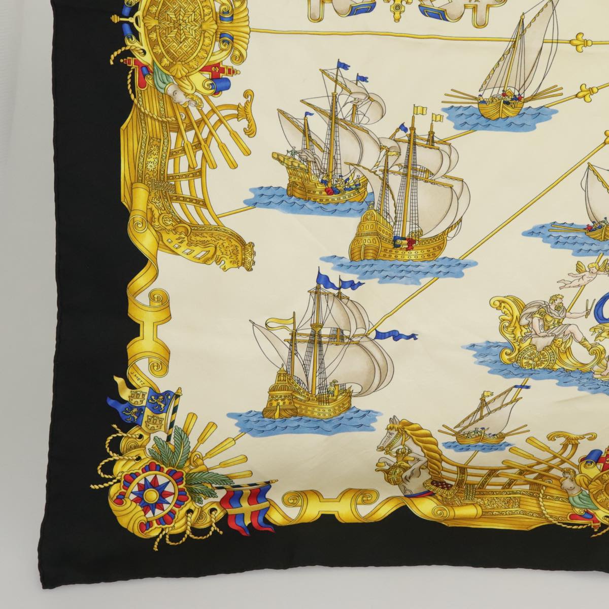 HERMES Carre 90 Scarf ""VOILES DE LUMIERE"" Silk Black White Auth ar13019