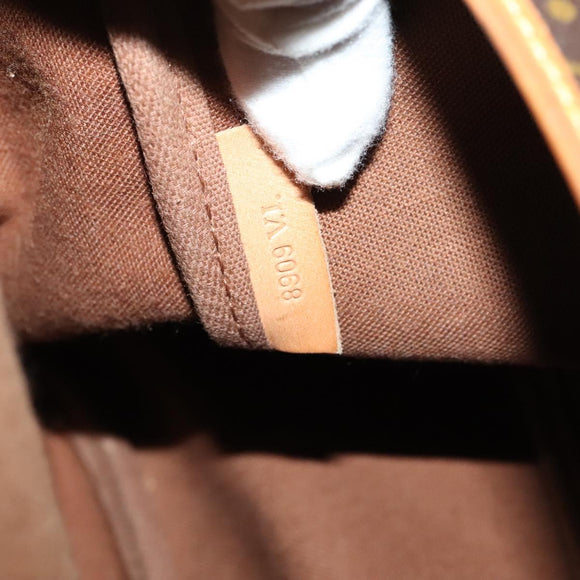 LOUIS VUITTON Monogram Saumur 35 Shoulder Bag M42254 LV Auth ar13275