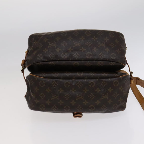 LOUIS VUITTON Monogram Saumur 35 Shoulder Bag M42254 LV Auth ar13275