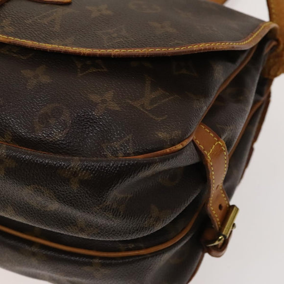 LOUIS VUITTON Monogram Saumur 30 Umhängetasche M42256 LV Auth ar13526