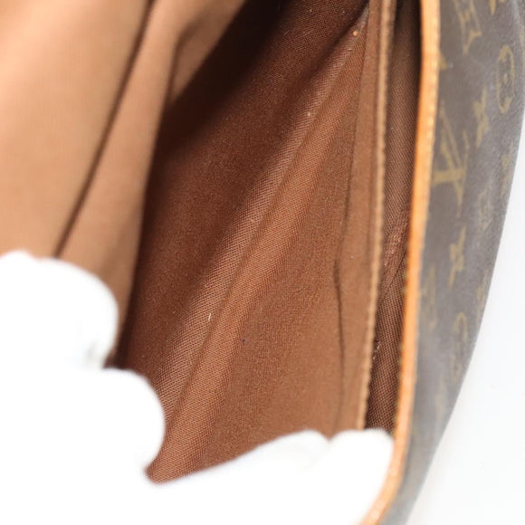 LOUIS VUITTON Monogram Saumur 30 Shoulder Bag M42256 LV Auth ar13526