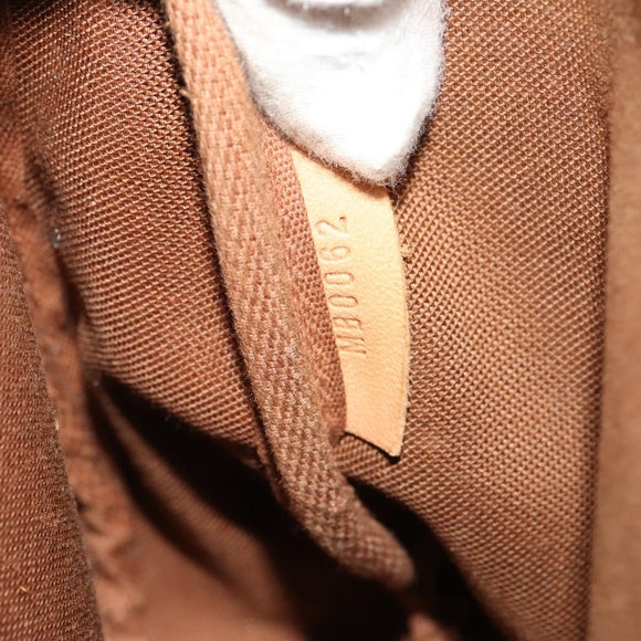 LOUIS VUITTON Monogram Saumur 30 Shoulder Bag M42256 LV Auth ar13526