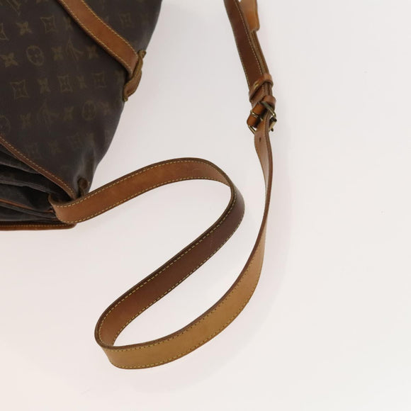 LOUIS VUITTON Monogram Saumur 35 Shoulder Bag M42254 LV Auth ar13595