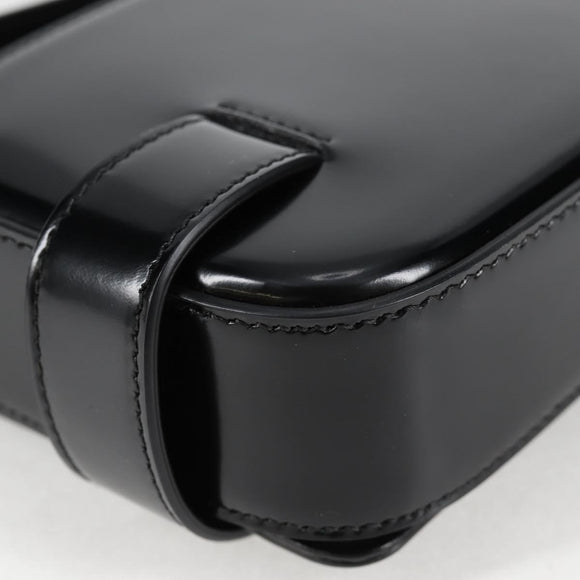 Salvatore Ferragamo Gancini Shoulder Bag Patent leather Black Auth ar13607V