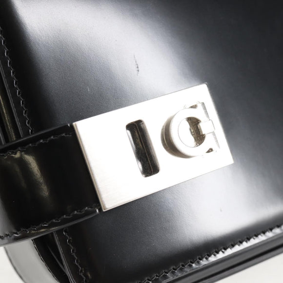 Salvatore Ferragamo Gancini Shoulder Bag Patent leather Black Auth ar13607A