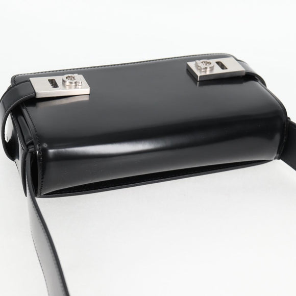 Salvatore Ferragamo Gancini Shoulder Bag Patent leather Black Auth ar13607V