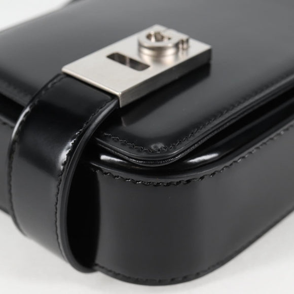 Salvatore Ferragamo Gancini Shoulder Bag Patent leather Black Auth ar13607V