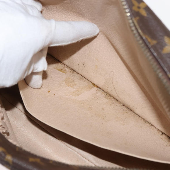 LOUIS VUITTON Monogram Trousse Toilette 28 Clutch Bag M47522 LV Auth ar13749