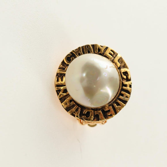 CHANEL Earring metal Gold Tone CC Auth ar13965V