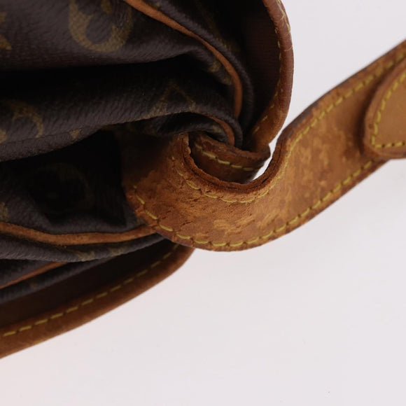 LOUIS VUITTON Monogram Saumur 35 Shoulder Bag M42254 LV Auth ar13991