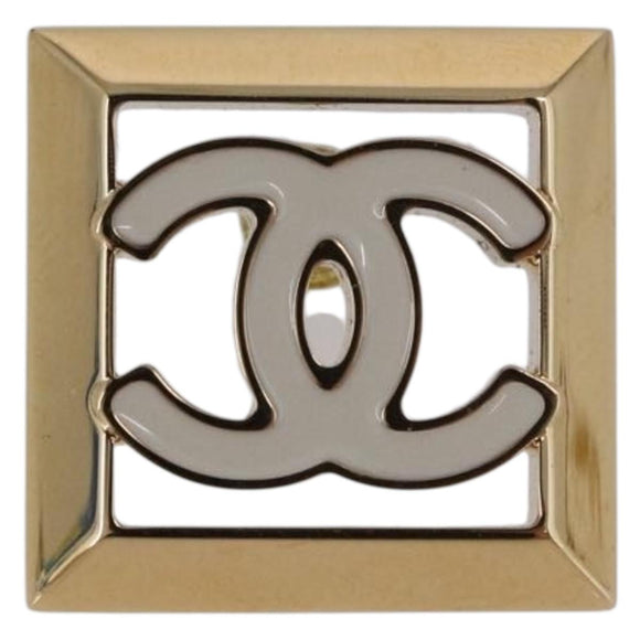 CHANEL Earring Metal Gold Tone White CC Auth ar14117M