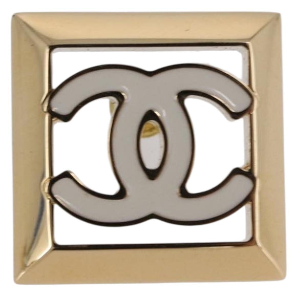 CHANEL Earring Metal Gold Tone White CC Auth ar14117M