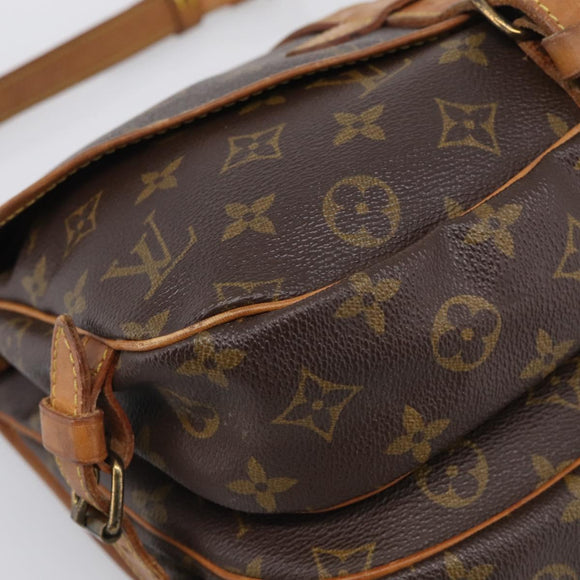LOUIS VUITTON Monogram Saumur 30 Shoulder Bag M42256 LV Auth ar14332