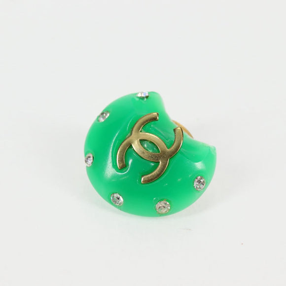 CHANEL Clip-on Earring Gold Tone Green CC Auth ar4783A