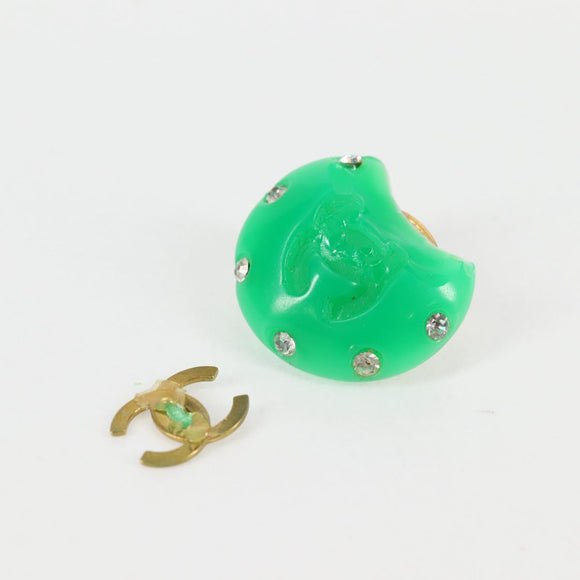 CHANEL Clip-on Earring Gold Tone Green CC Auth ar4783