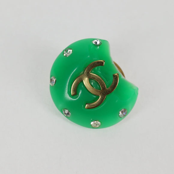 CHANEL Clip-on Earring Gold Tone Green CC Auth ar4783