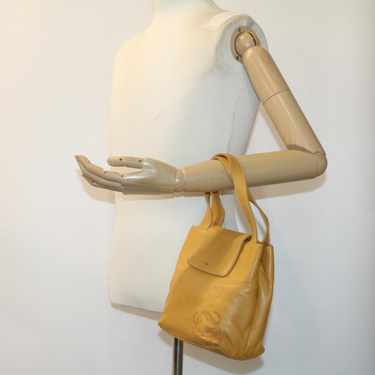 LOEWE Hand Bag Leather Yellow Auth ar8303