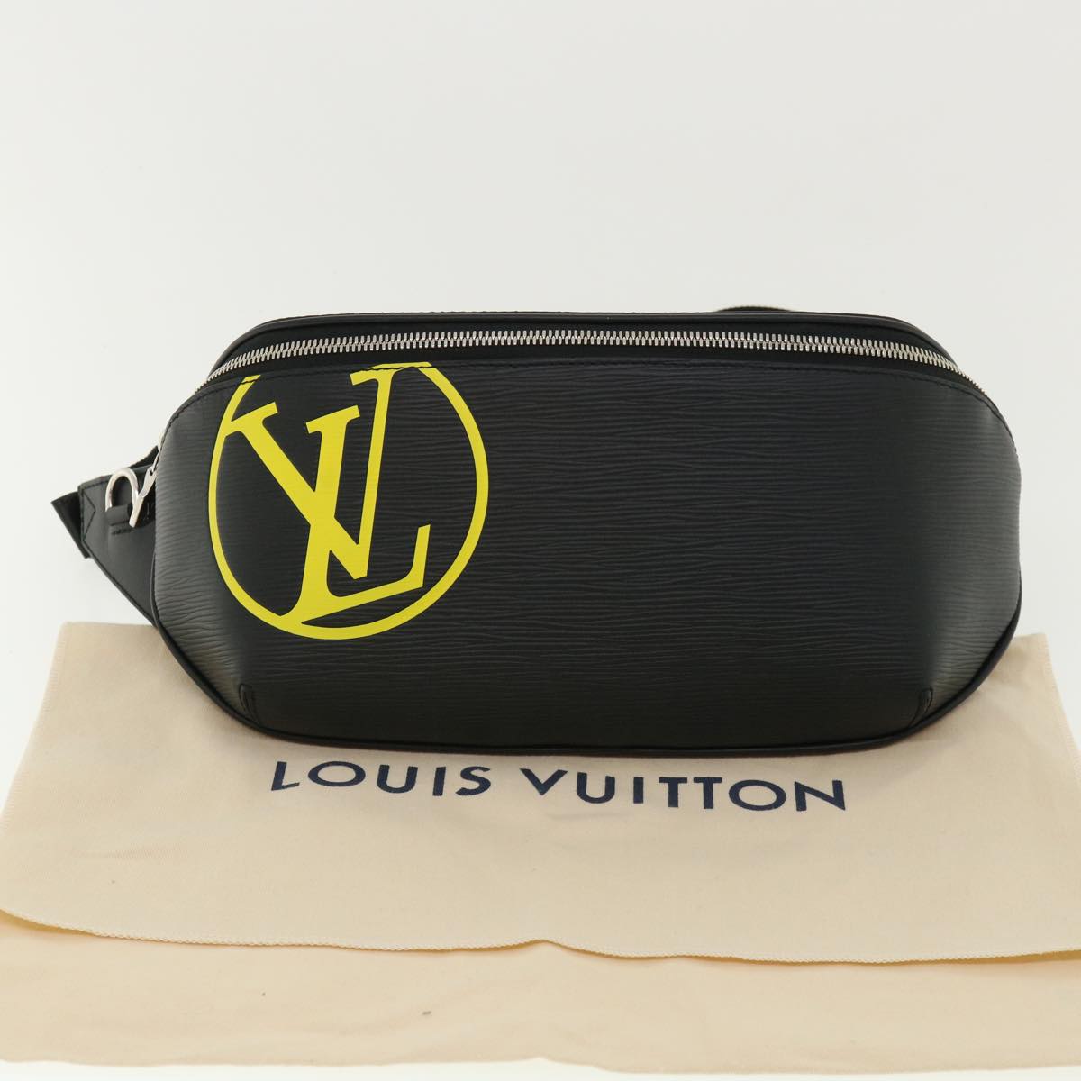 LOUIS VUITTON Epi LV Circle Bum Bag Waist Bag Black Yellow M55131 Auth ar8522A