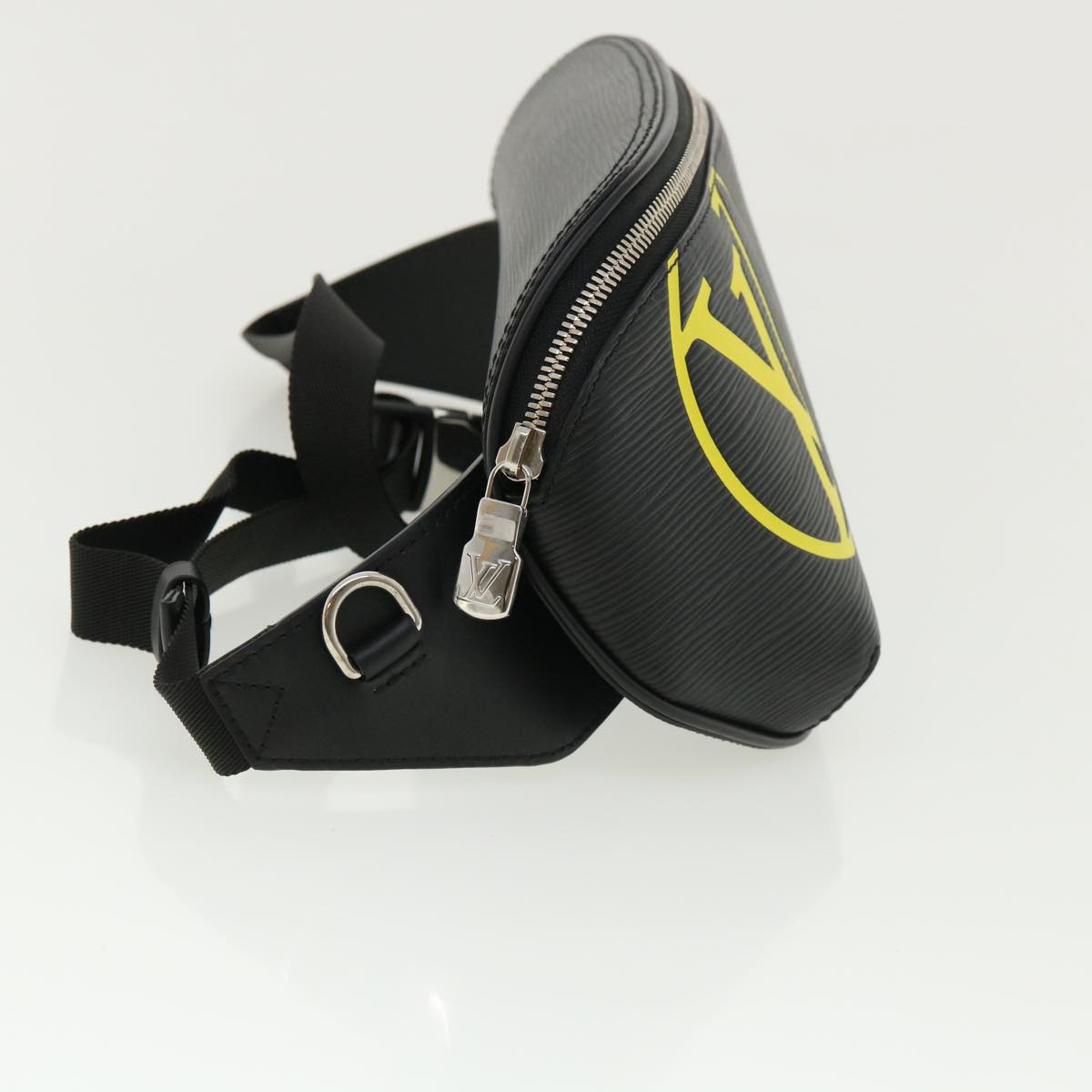 LOUIS VUITTON Epi LV Circle Bum Bag Waist Bag Black Yellow M55131 Auth ar8522A