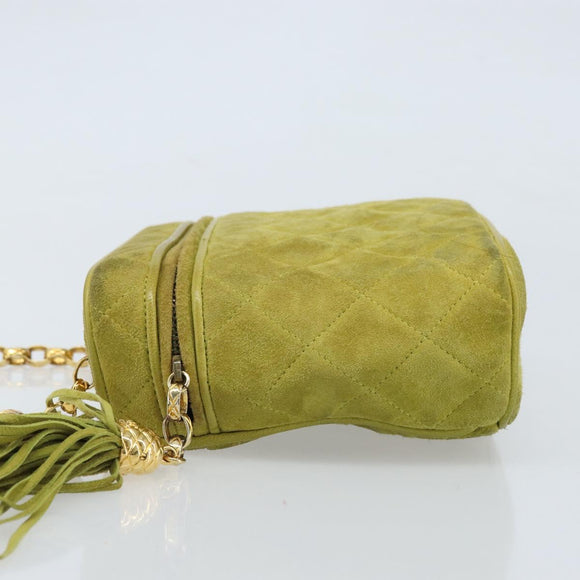 CHANEL Chain Matelasse Umhängetasche Wildleder Grün Gold CC Auth ARZ019A