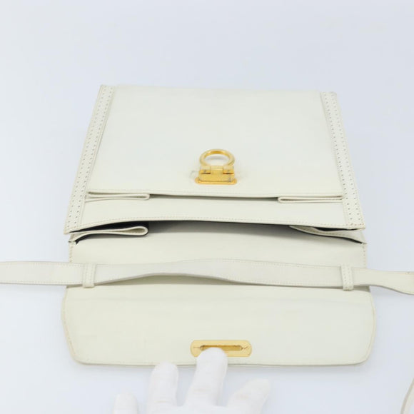 Salvatore Ferragamo Gancini Umhängetasche Leder Weiß Gold Auth ARZ115