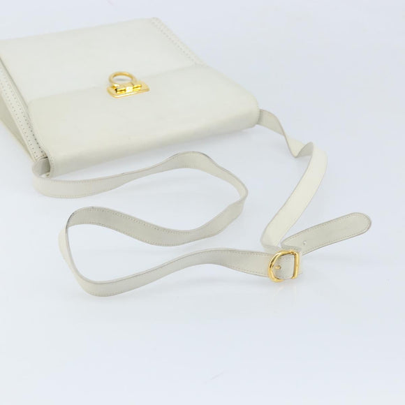 Salvatore Ferragamo Gancini Umhängetasche Leder Weiß Gold Auth ARZ115