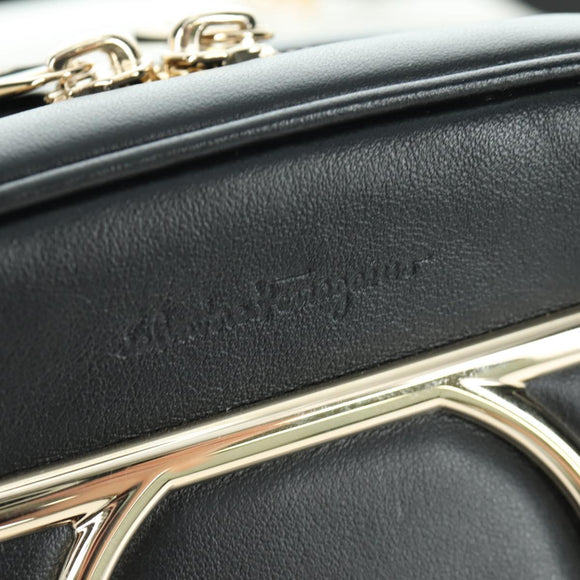 Salvatore Ferragamo Gancini Waist bag Leather Black Gold Auth ARZ136V