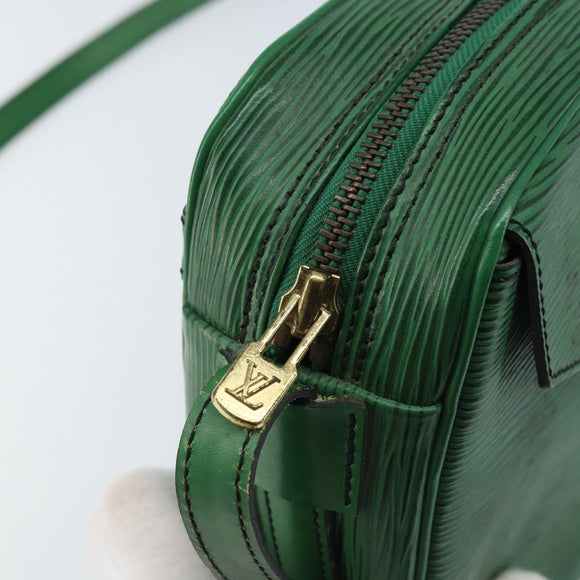 LOUIS VUITTON Epi Jeune Fille MM Shoulder Bag Green M52154 LV Auth ARZ443