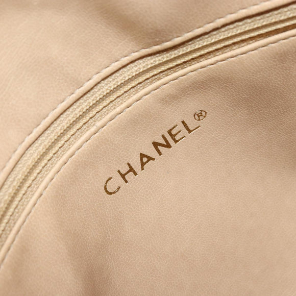 CHANEL Matelasse Chain Shoulder Tote Bag Lamb Skin Beige Gold CC Auth ARZ444