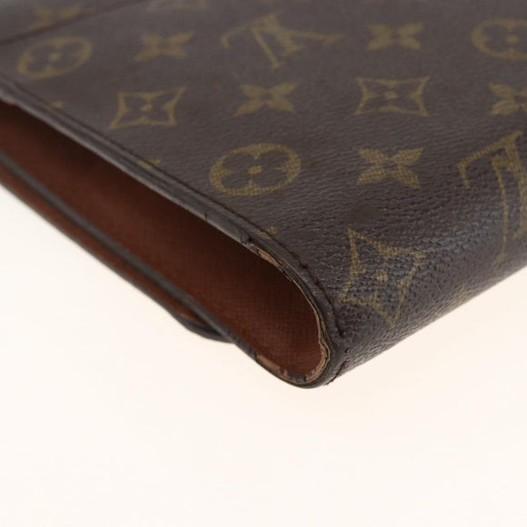 LOUIS VUITTON Monogram Bordeaux 27 Shoulder Bag M51797 LV Auth ARZ657