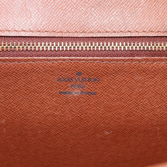 LOUIS VUITTON Monogram Bordeaux 27 Shoulder Bag M51797 LV Auth ARZ657