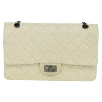 CHANEL Matelasse 2.55 Double Flap Chain Bag Leather White CC Auth ARZ713V - 0