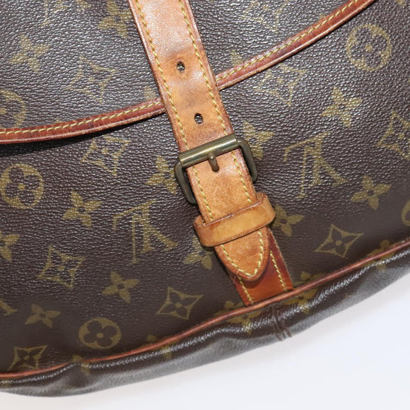 LOUIS VUITTON Monogram Saumur 35 Shoulder Bag M42254 LV Auth BA055