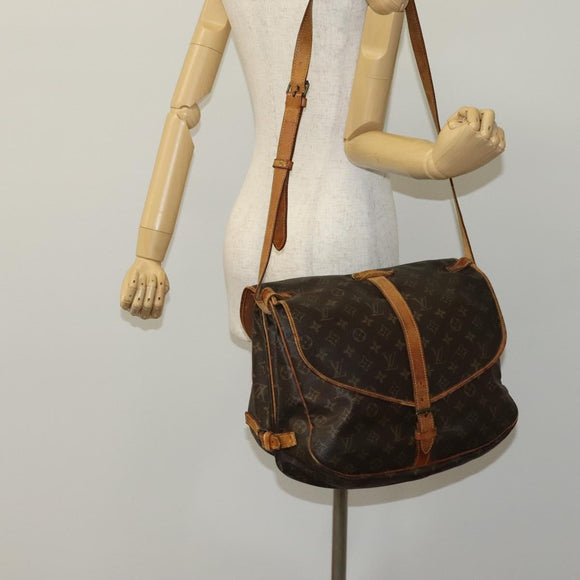 LOUIS VUITTON Monogram Saumur 35 Shoulder Bag M42254 LV Auth BA055