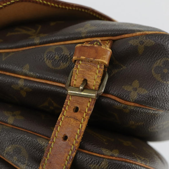 LOUIS VUITTON Monogram Saumur 30 Shoulder Bag M42256 LV Auth BA10158