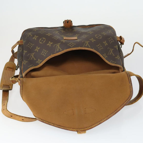 LOUIS VUITTON Monogram Saumur 30 Shoulder Bag M42256 LV Auth BA10158