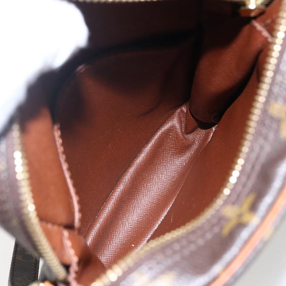 LOUIS VUITTON Monogram Danube Schoudertas M45266 LV Auth BA10596