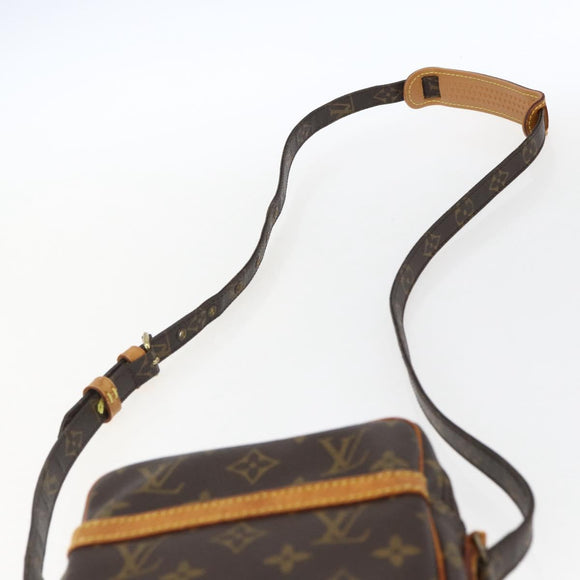LOUIS VUITTON Monogram Danube Schoudertas M45266 LV Auth BA10596