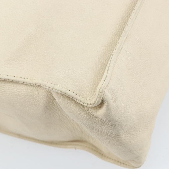 CHANEL Tote Bag Caviar Skin White CC Auth BA10649