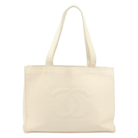 CHANEL Tote Bag Caviar Skin White CC Auth BA10649