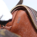 LOUIS VUITTON Monogram Danube Umhängetasche M45266 LV Auth BA10678-12